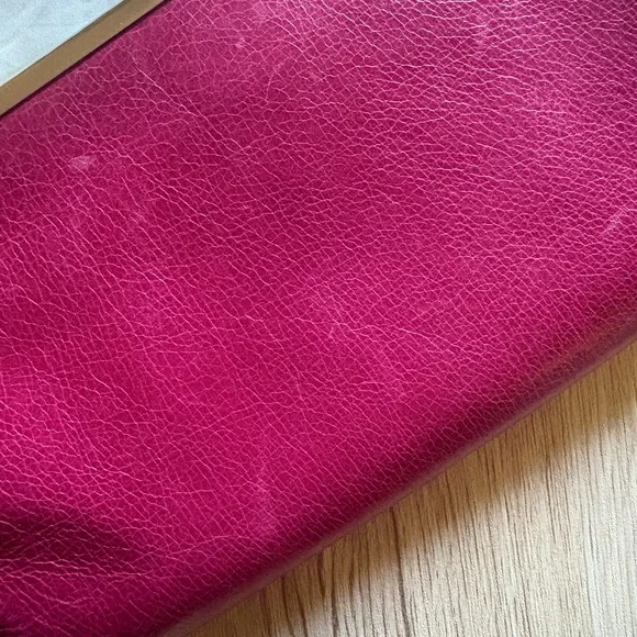 HOBO Lauren Clutch Wallet - Picture 7 of 8
